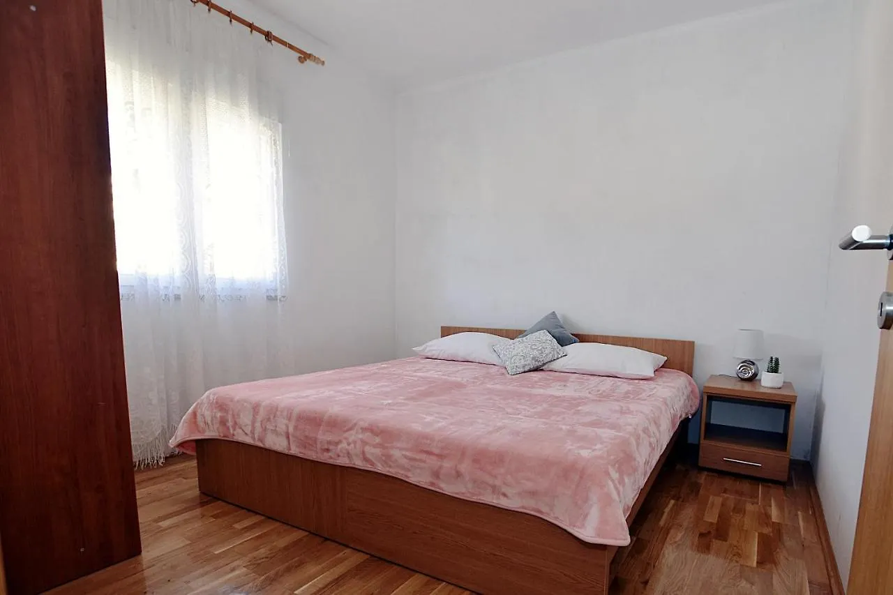 Blue Mate Apartment Bibinje